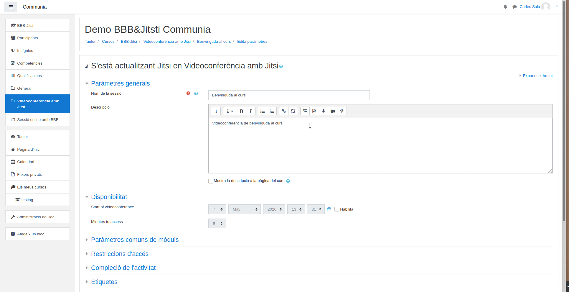 Captura de pantalla de la configuració d'una activitat d'un curs moodle tipus Jitsi